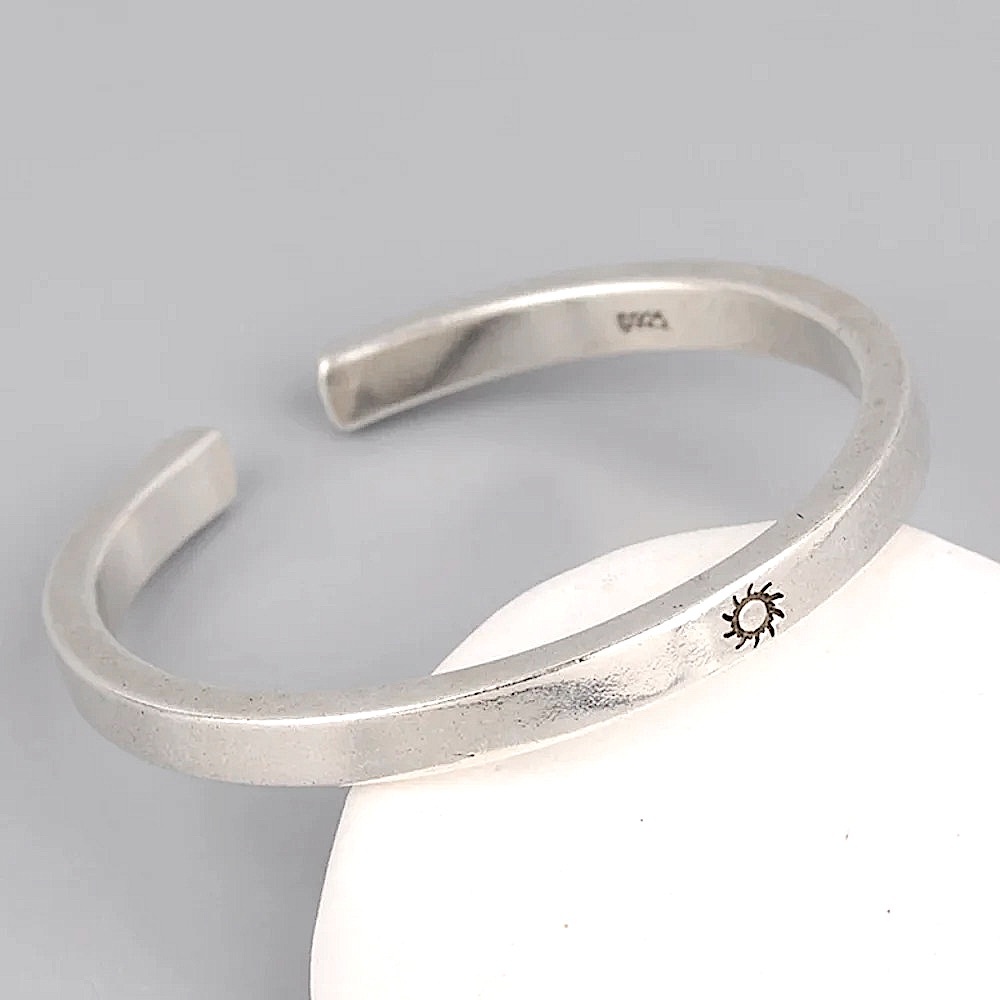 NEW Heavy Star Engraved Cuff Bracelet | 18k Gold‎ Plated